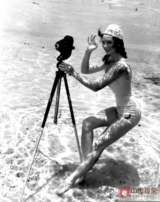 人像摄影：1938年的水下摄影【2】