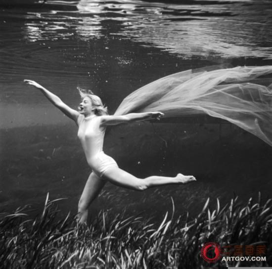 人像摄影：1938年的水下摄影【8】