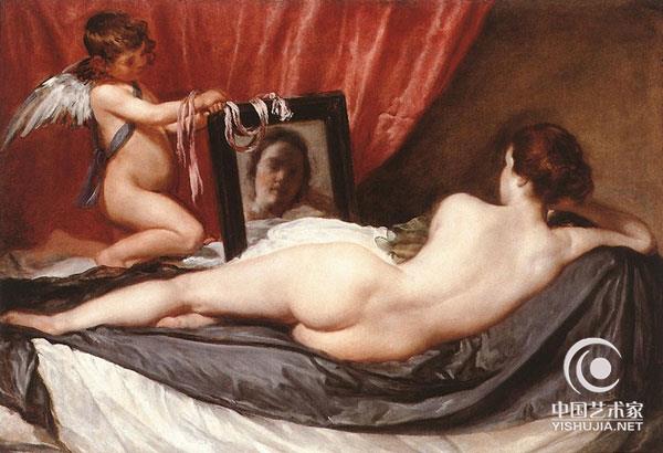 《镜前的维纳斯》 　　女子裸体绘画在17世纪封建专制的西班牙是极其罕见的，这幅《镜前的维纳斯》也是目前我们所能见到的委拉士开兹唯一一幅女性裸体绘画：这悠闲、侧倚的动势，这丰满、健美的身姿，使我们不禁想到威尼斯画派乔尔乔纳《沉睡的维纳斯》；但是，这扭曲而不失端庄的曲线美感，这背向观众而不失生命欲望的青春涌动，这寓世俗美于理想美的表现方式是富有创作性的，也是威尼斯画派中所没有的。这幅画标明了17世纪西班牙艺术家人本精神的觉醒，也标明了17世纪西班牙人文主义精神在绘画上的独特显示。