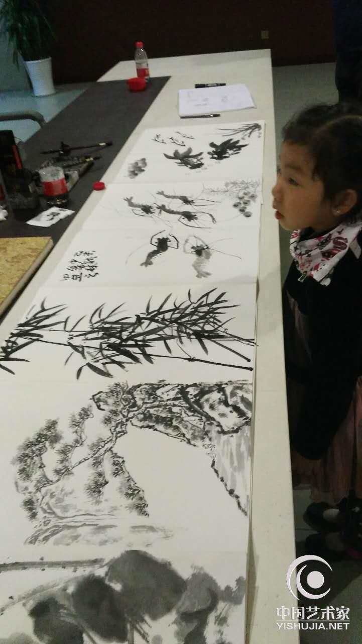 朱锡林老师在浙江美术馆现场作画