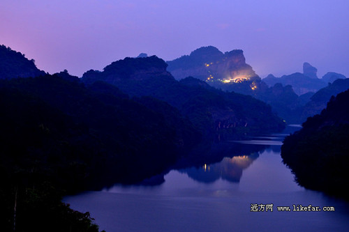 秋入丹霞山 去中国最美的红石公园拍片
