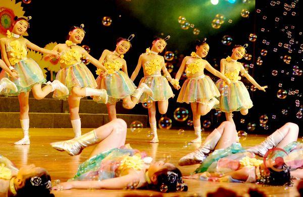 2015美好童声新年音乐会举行 沪上三大少儿艺术团体同台
